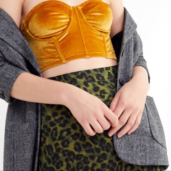 urban outfitters bustier top